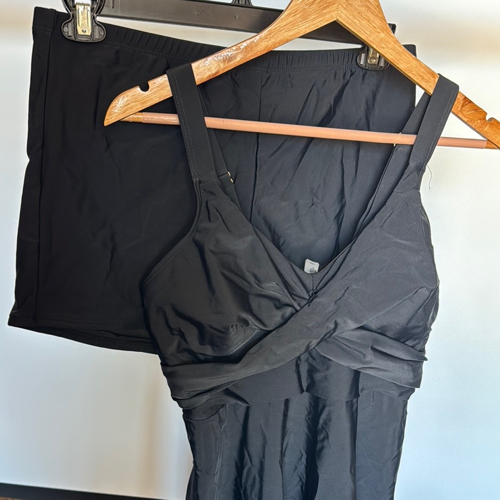 Black flowy dress swim for 14-16W